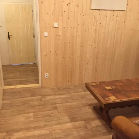 Horska Retrochata Na Slunicku *